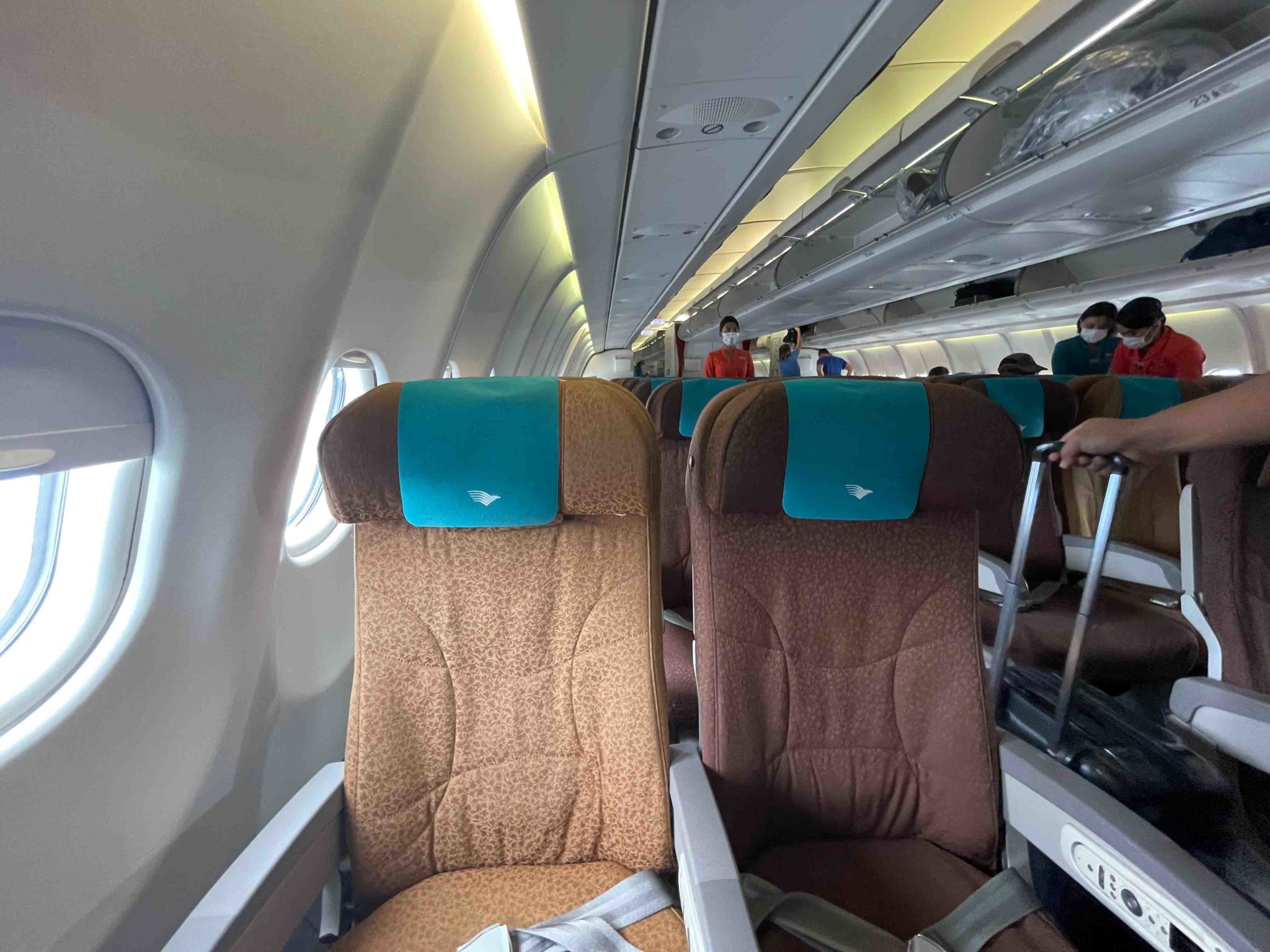 Review Garuda Indonesia A Economy Class Dps Cgk