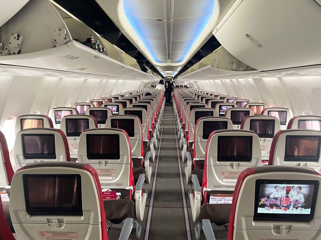 Review: Batik Air Boeing 737 Economy Class (CGK-SIN)