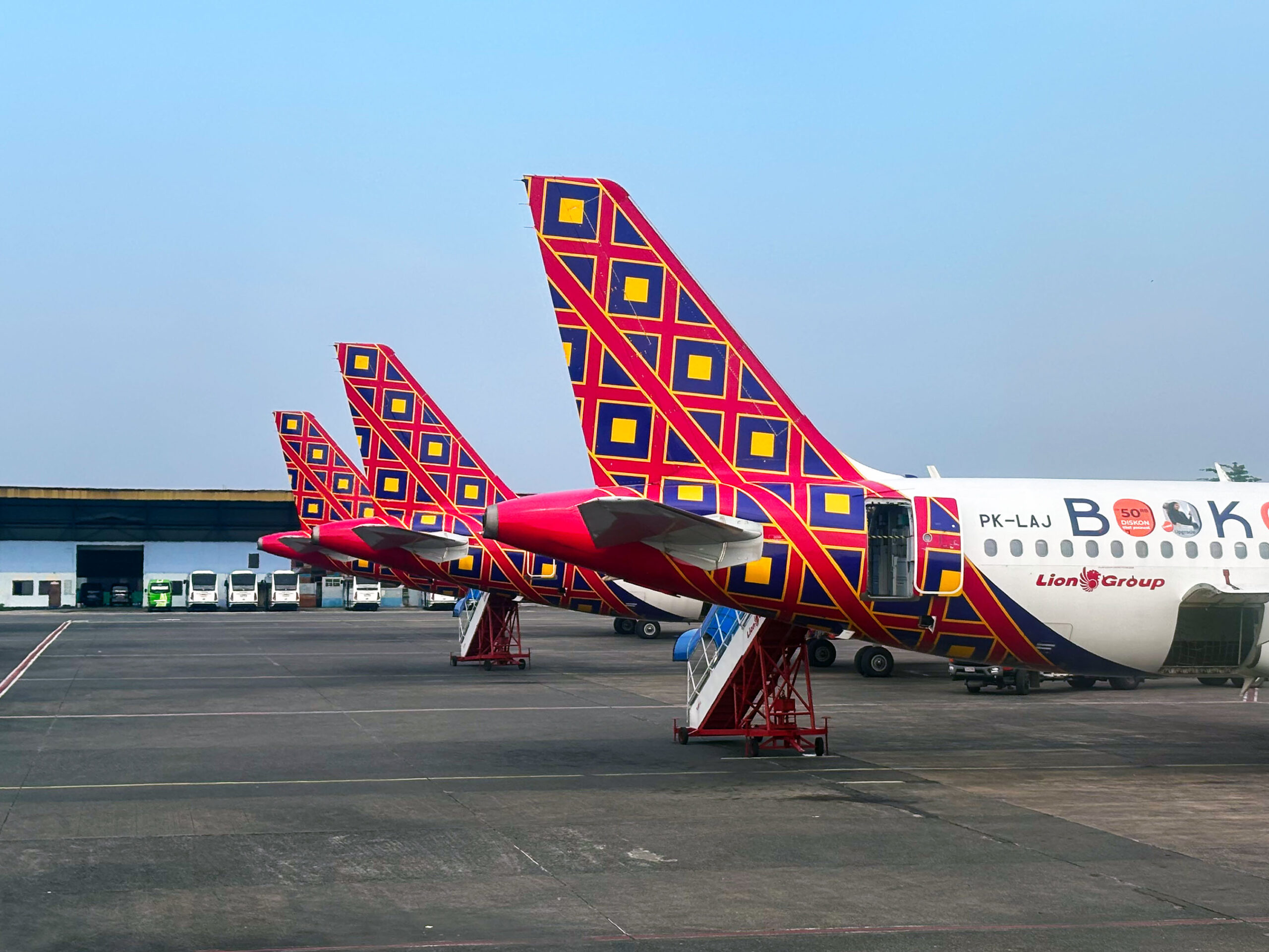 Is Batik Air a Full-Service Carrier?